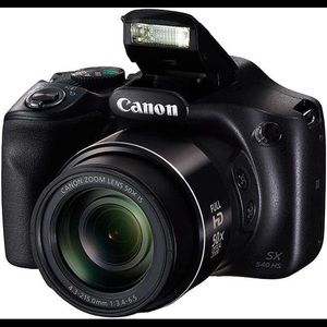 Canon PowerShot SX540 is with 50x Optical Zoom (Like New, Good condition)